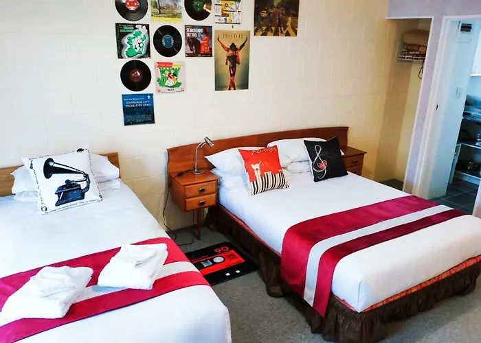 Sanson Places to Stay