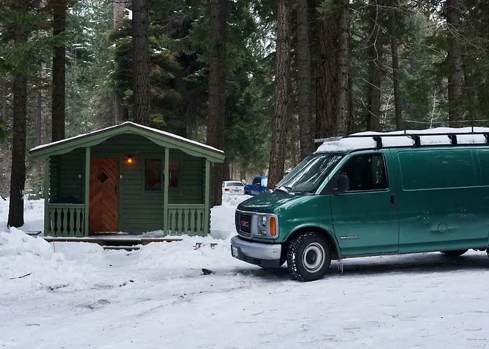 Camp Sherman Places to Stay