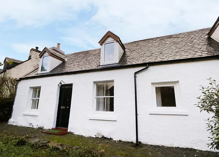 Dornie Places to Stay