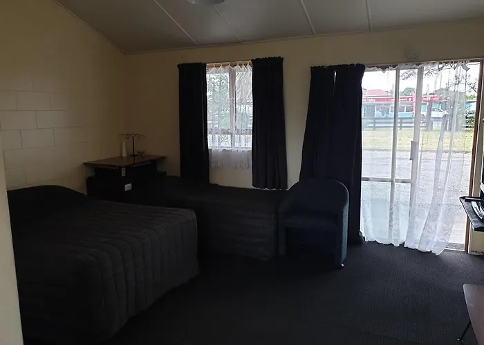 Foxton Places to Stay