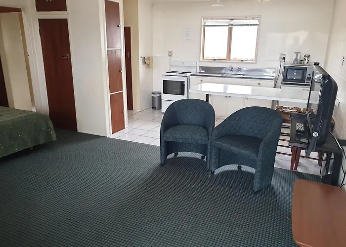 Foxton Places to Stay