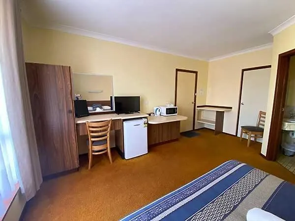 Donnybrook Places to Stay