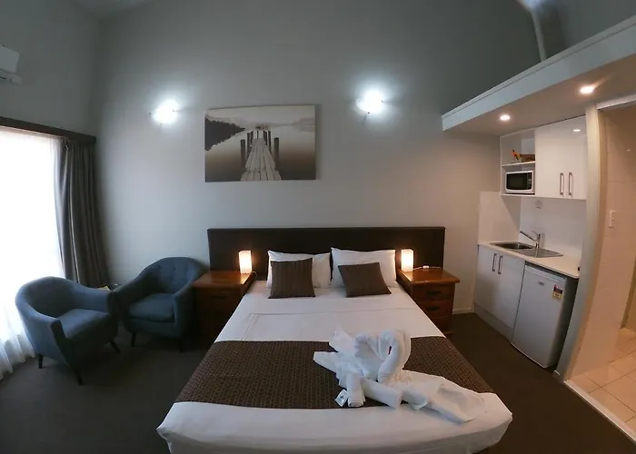 Kallangur Places to Stay